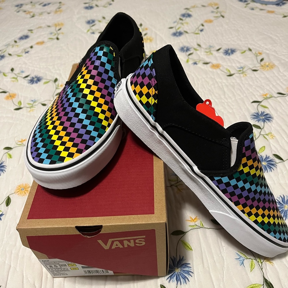 Vans Asher slip ons (rainbow) sz 8.5